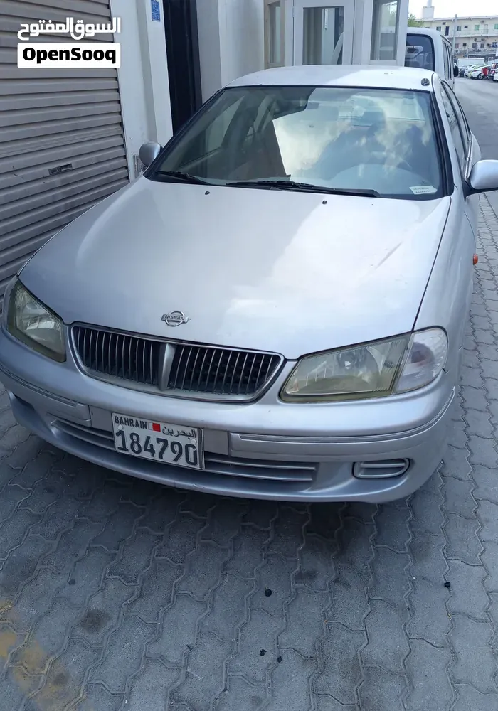 Nissan Sunny 2001 photo 4