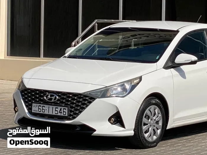 Hyundai Accent 2023 photo 2
