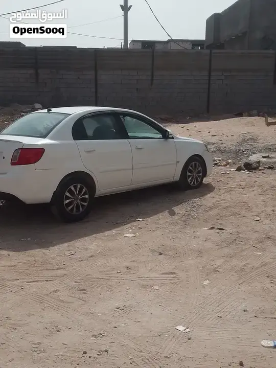 Kia Rio 2012 photo 2