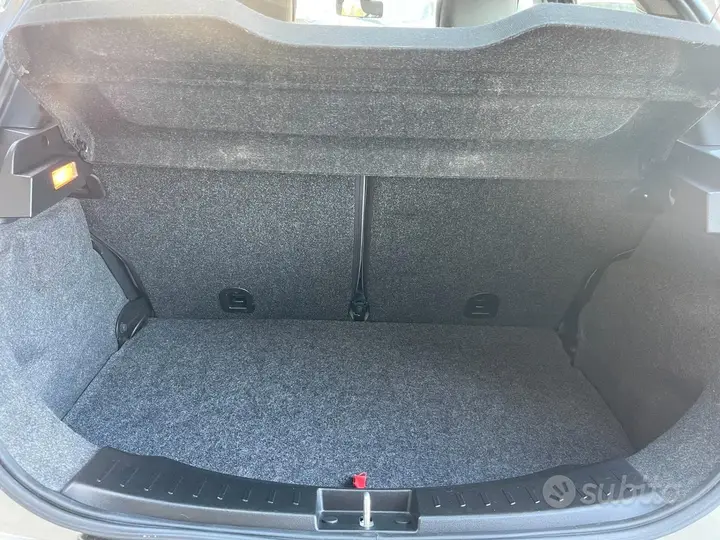 Lancia Ypsilon 2013 photo 5