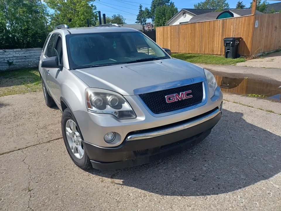GMC Acadia 2008 photo 2