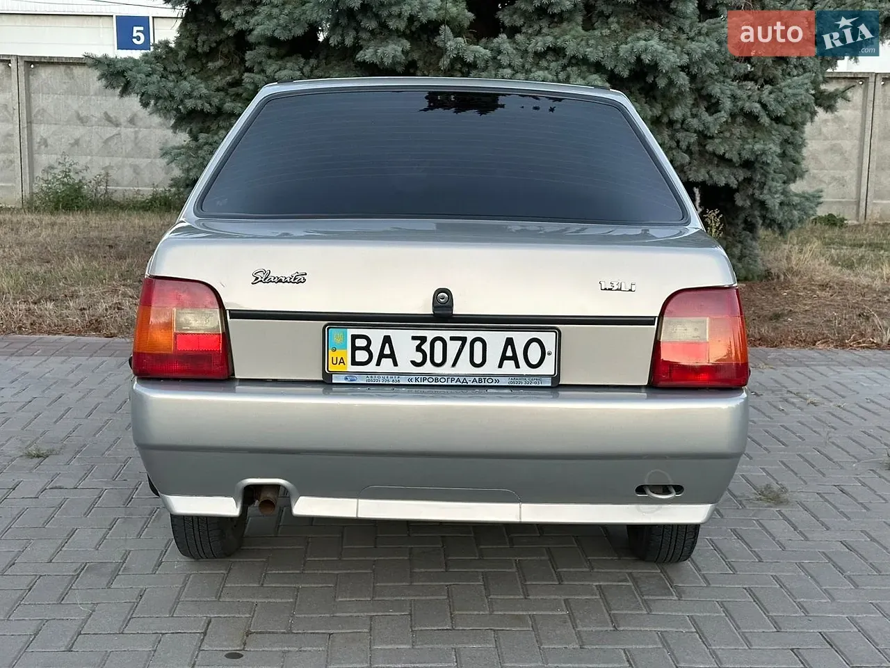 ZAZ 1103 Slavuta 2009 photo 5
