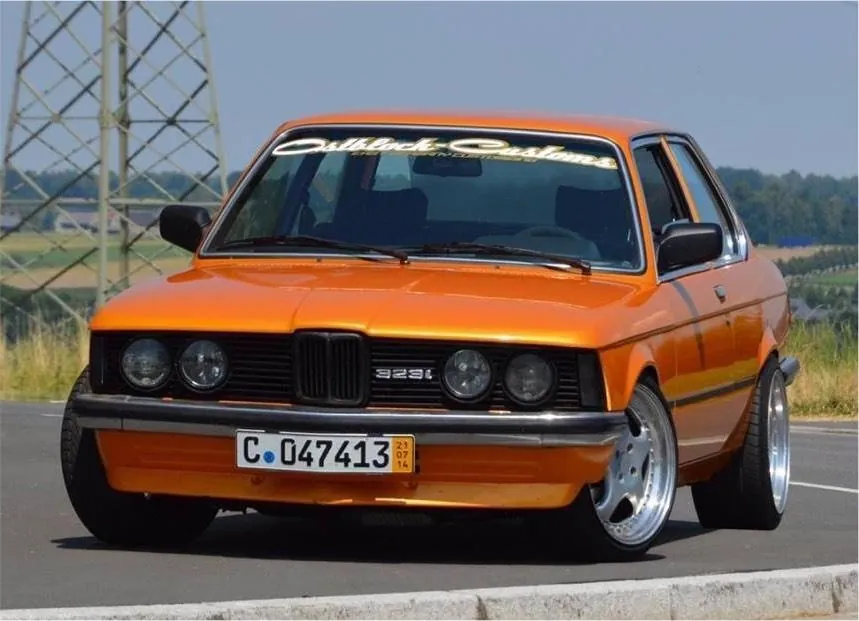BMW 323