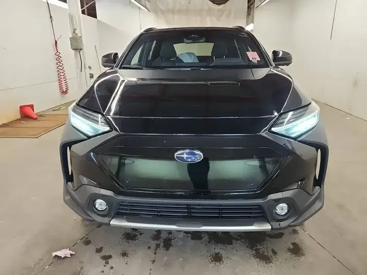Subaru Solterra 2024 photo 2