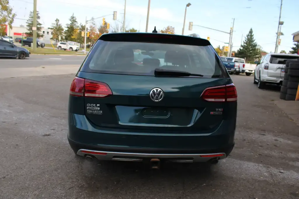 Volkswagen Golf 2018 photo 4