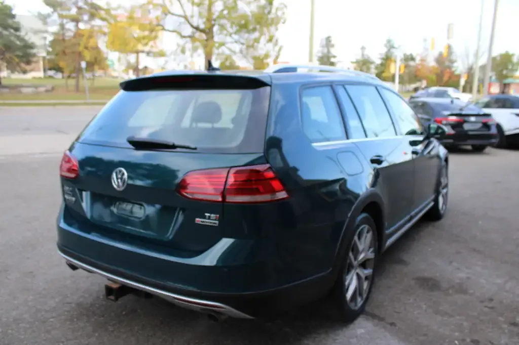 Volkswagen Golf 2018 photo 5