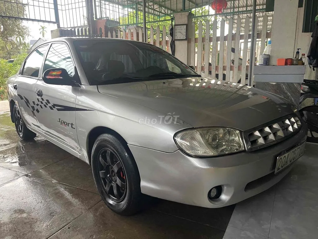 Kia Spectra 2004 photo 2