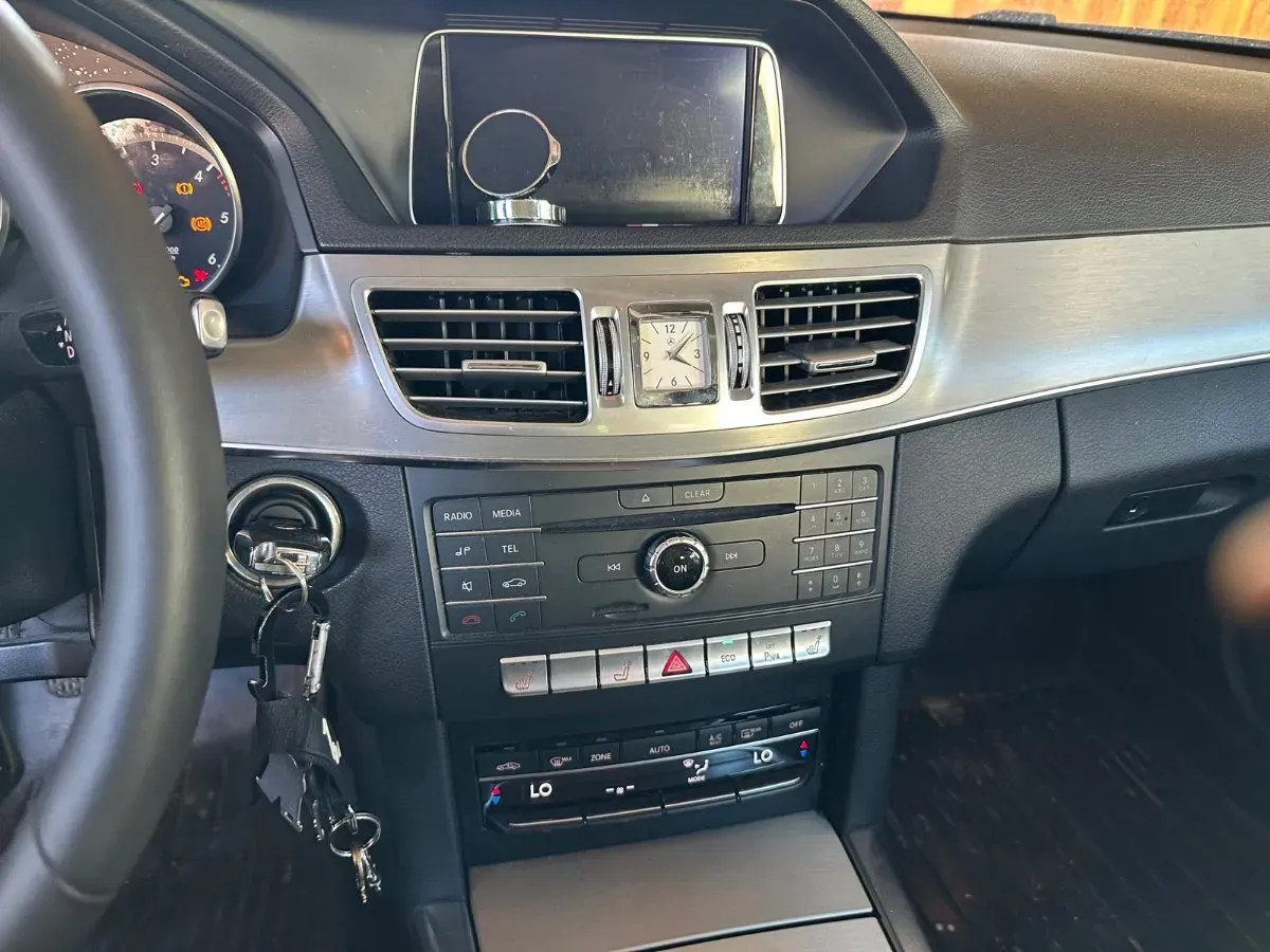 Mercedes-Benz E-Class 2016 photo 3