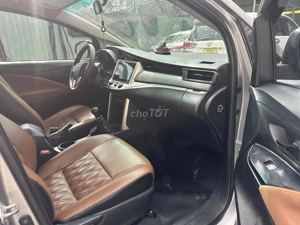Toyota Innova 2016 photo 4