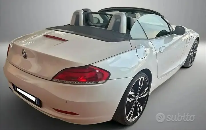 BMW Z4 2012 photo 3