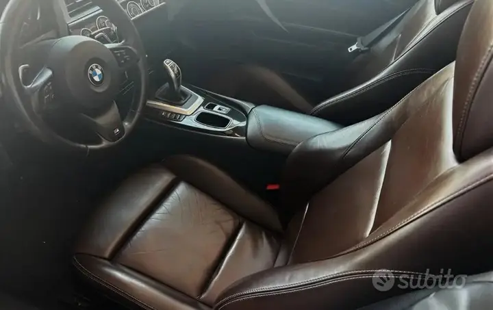 BMW Z4 2012 photo 4