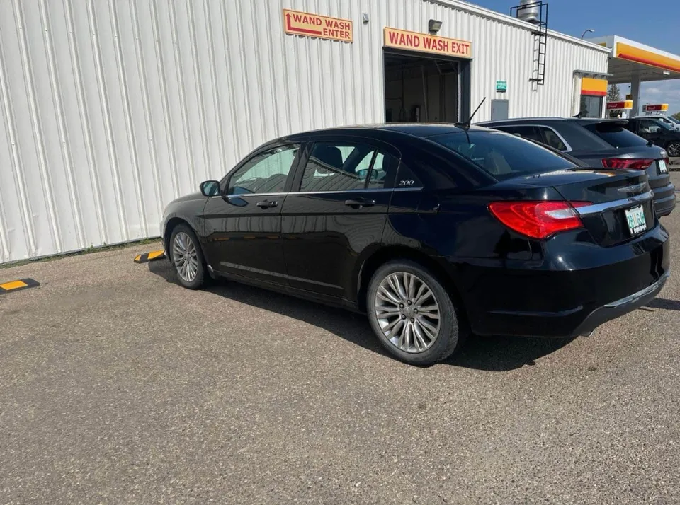 Chrysler 200 2012 photo 3