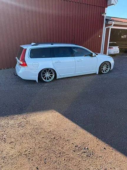Volvo V70 2016 photo 3