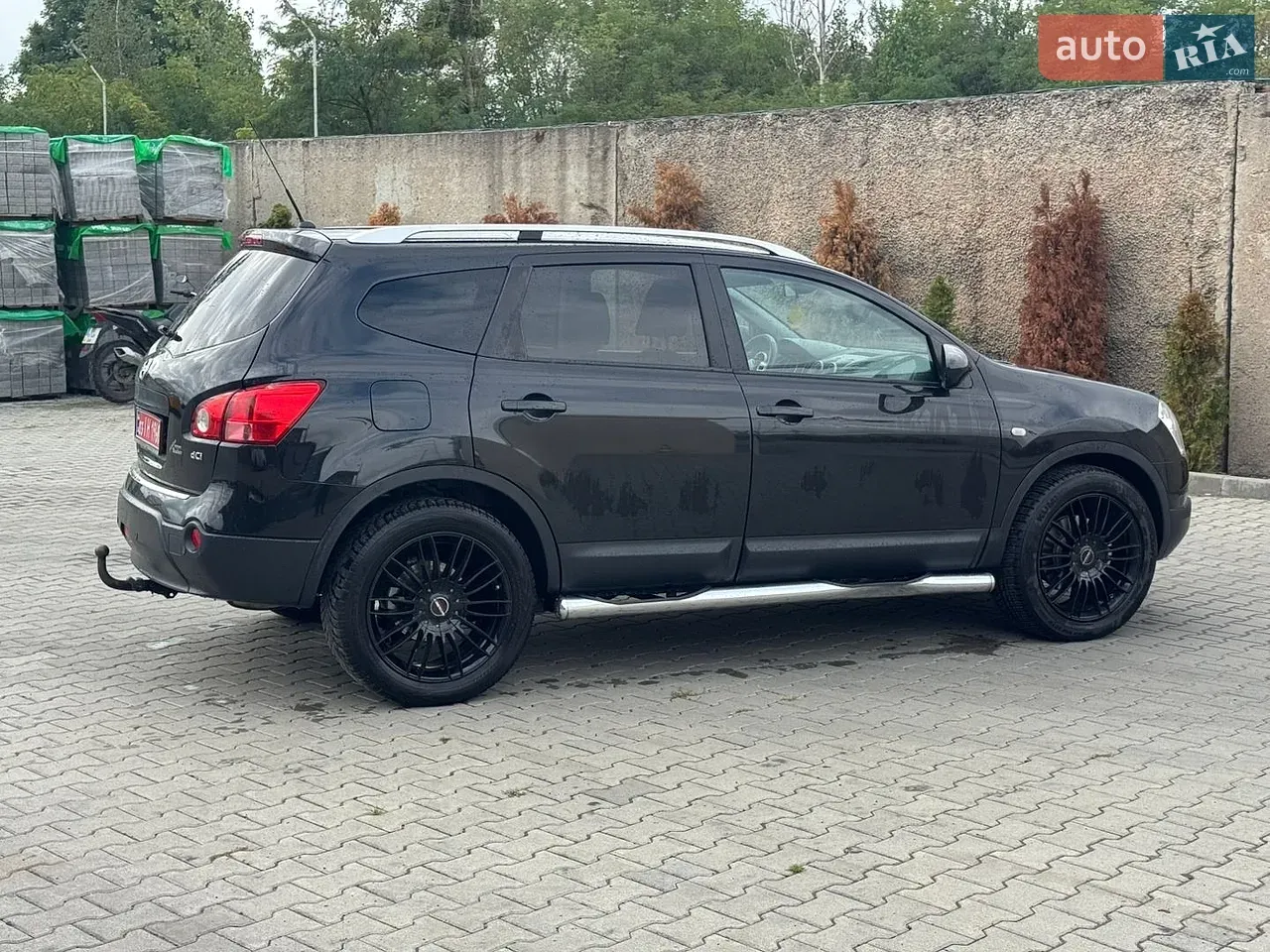 Nissan Qashqai+2 2010 photo 2