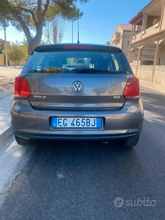Volkswagen Polo 2011 photo 4