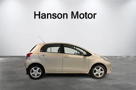 Toyota Yaris 2010 photo 5