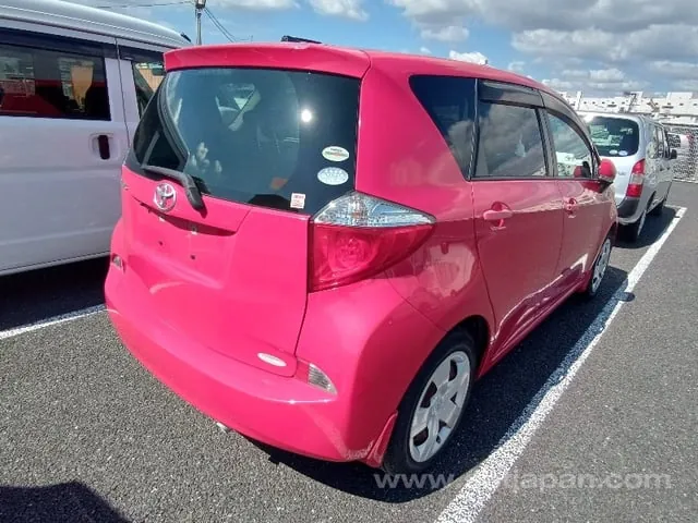 Toyota Ractis G 2011 photo 4