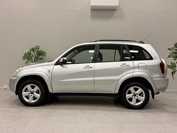 Toyota Rav4 2004 photo 5