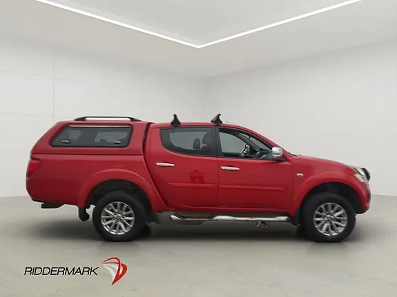 Mitsubishi L200 2015 photo 2