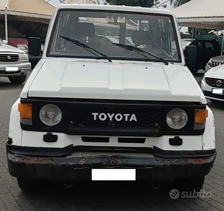 Toyota Land Cruiser 1989 photo 2