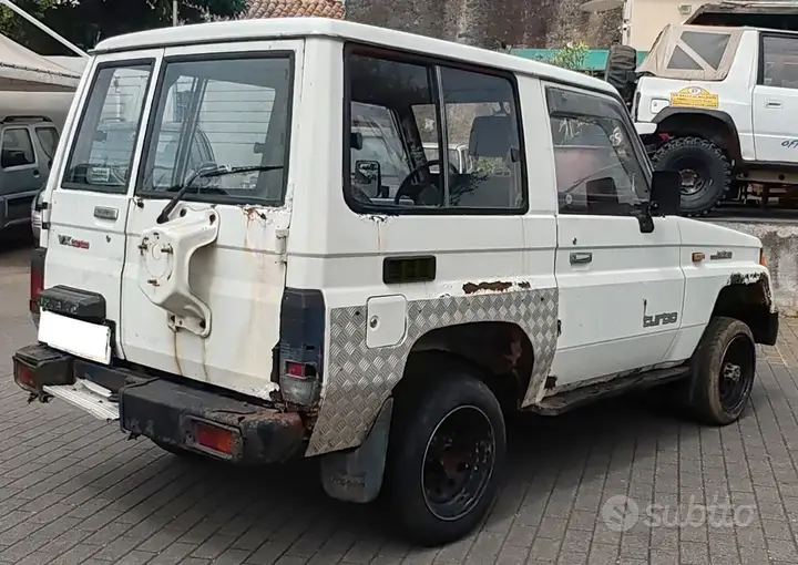 Toyota Land Cruiser 1989 photo 4