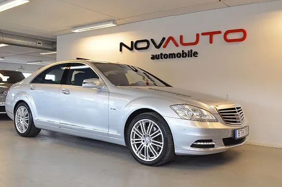 Mercedes-Benz S400