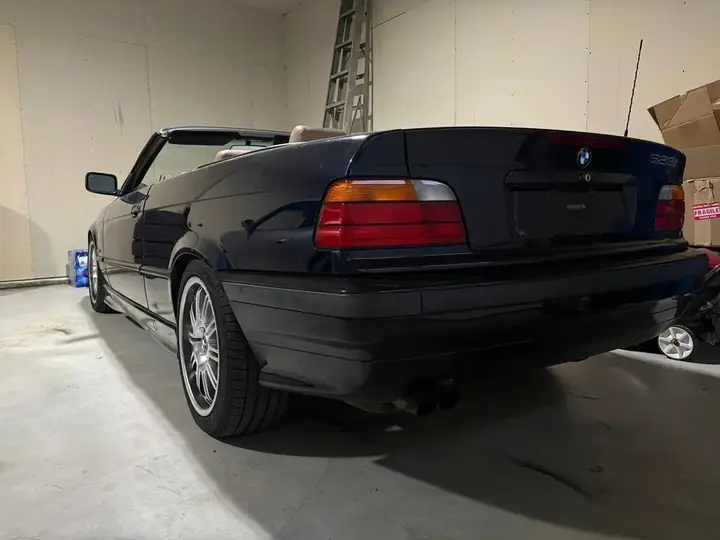 BMW 328I 1999 photo 3