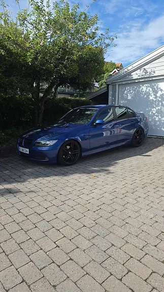 BMW 320I 2008 photo 2