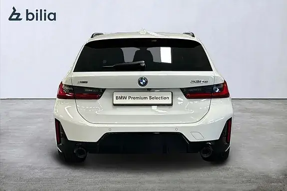 BMW 330E 2024 photo 4