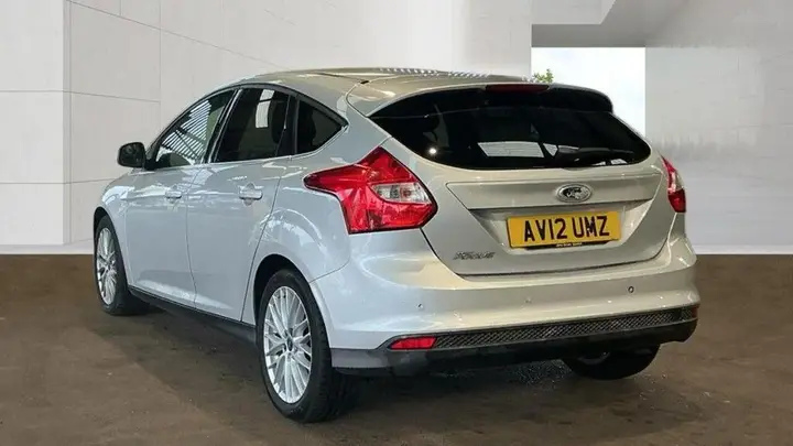 Ford Focus 2012 photo 3