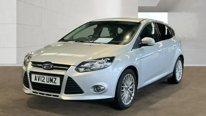 Ford Focus 2012 photo 2