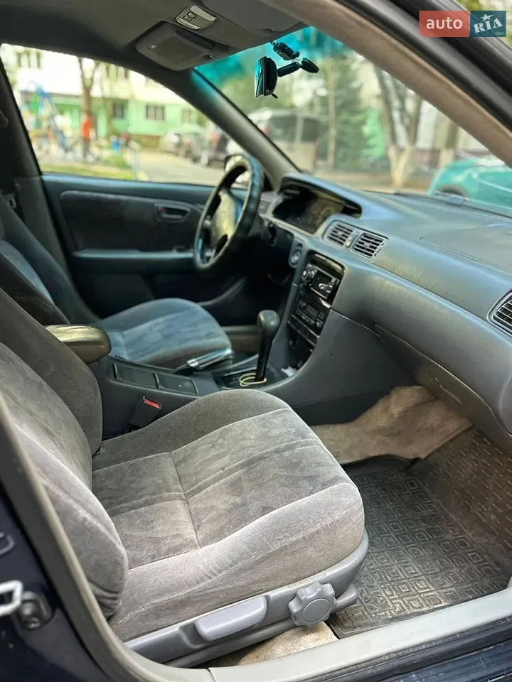 Toyota Camry 1997 photo 5