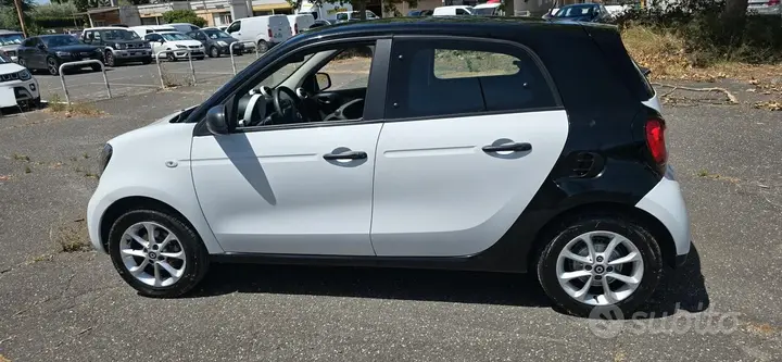 Smart Forfour 2018 photo 4