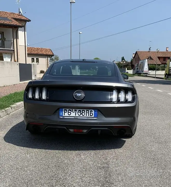 Ford Mustang 2017 photo 3