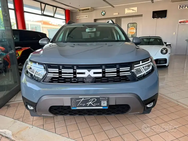 Dacia Duster 2023 photo 3