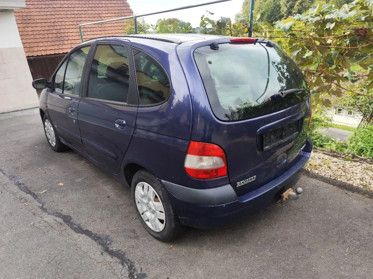 Renault Scenic 2002 photo 2