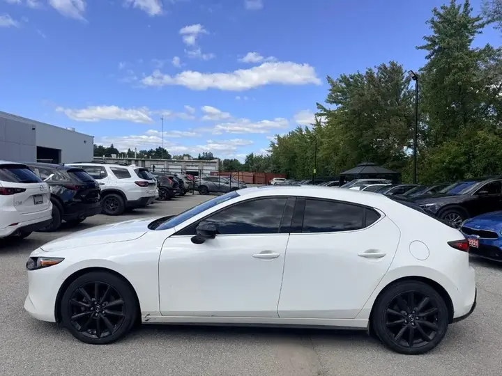 Mazda 3 Gt 2024 photo 3