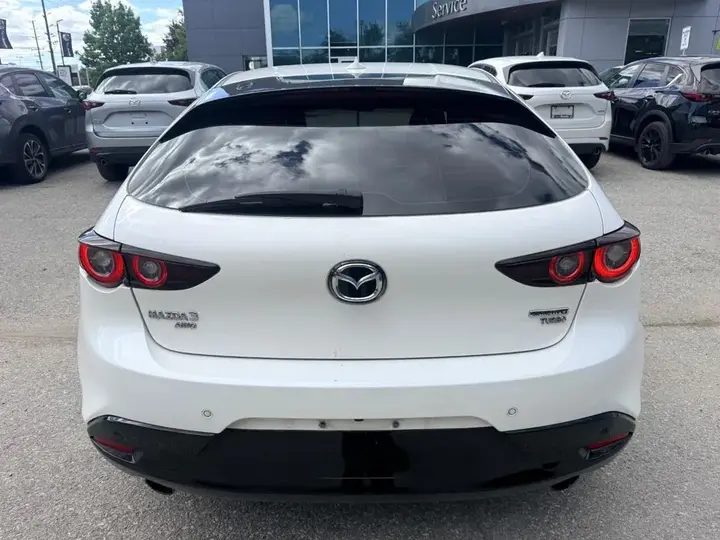 Mazda 3 Gt 2024 photo 5
