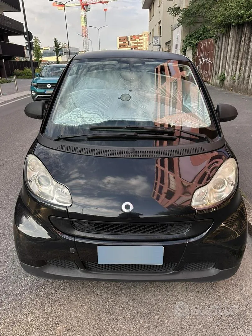 Smart Fortwo 2010 photo 2