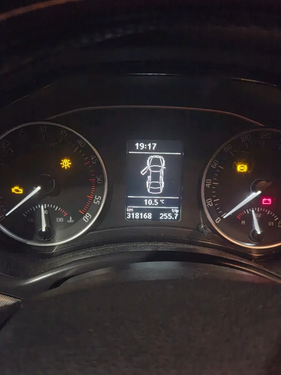 Skoda Octavia 2010 photo 3