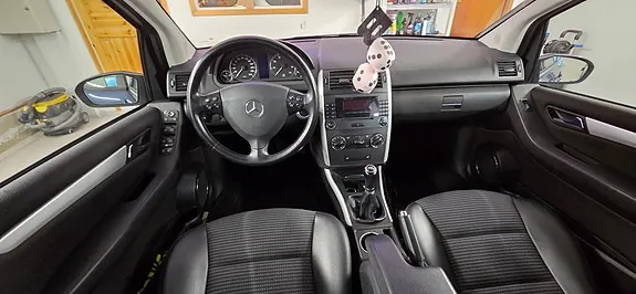 Mercedes-Benz A150 2004 photo 5