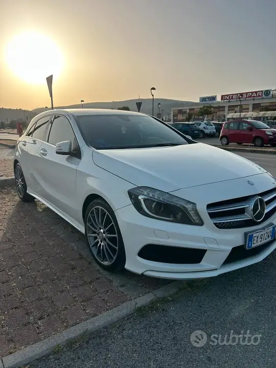 Mercedes-Benz A 2015 photo 3