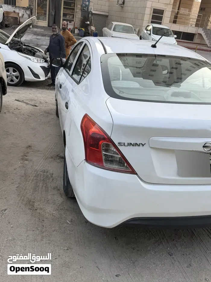 Nissan Sunny 2016 photo 4