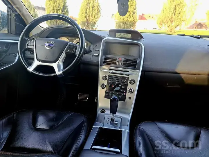 Volvo Xc60 2010 photo 2