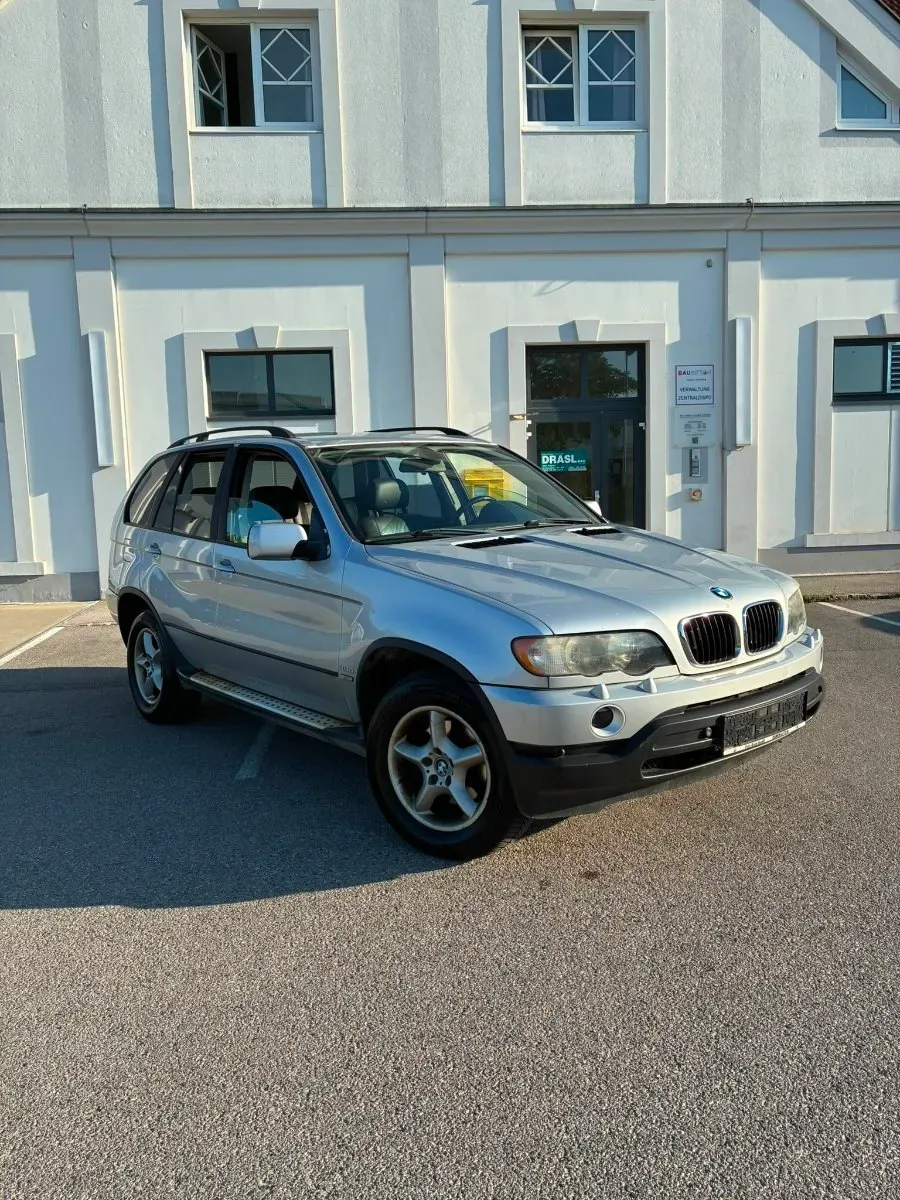 BMW X5 2003 photo 2