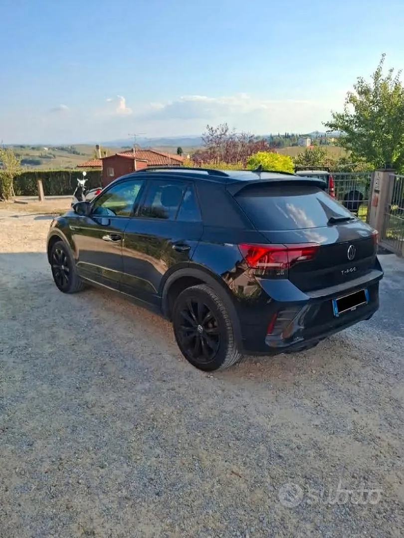 Volkswagen T-Roc 2024 photo 2