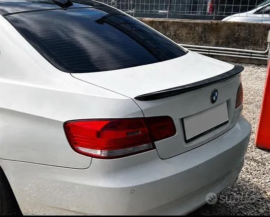 BMW 3 Series 2010 photo 4