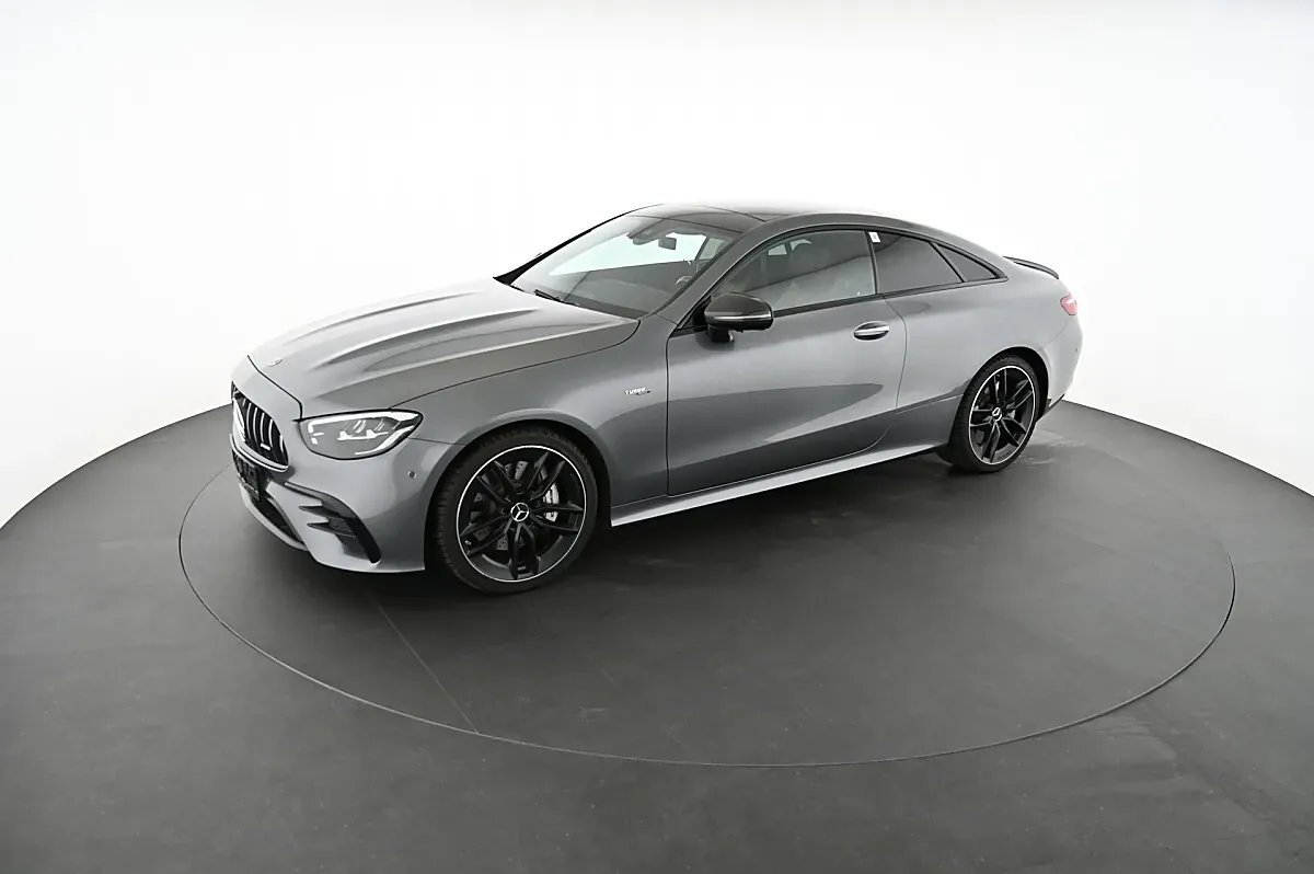 Mercedes-Benz E-Class 2022 photo 3