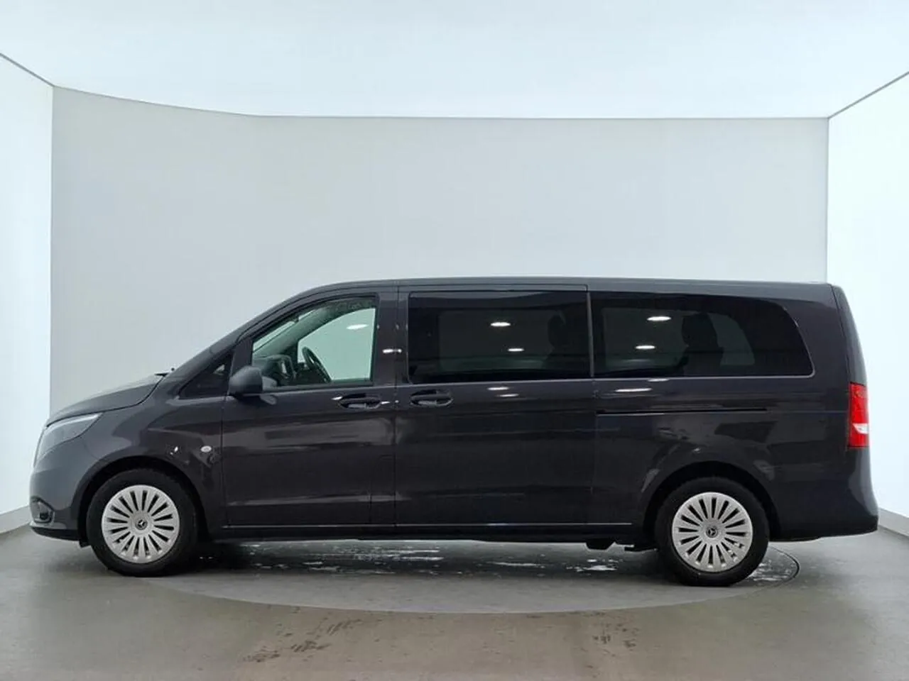 Mercedes-Benz Vito 2024 photo 4