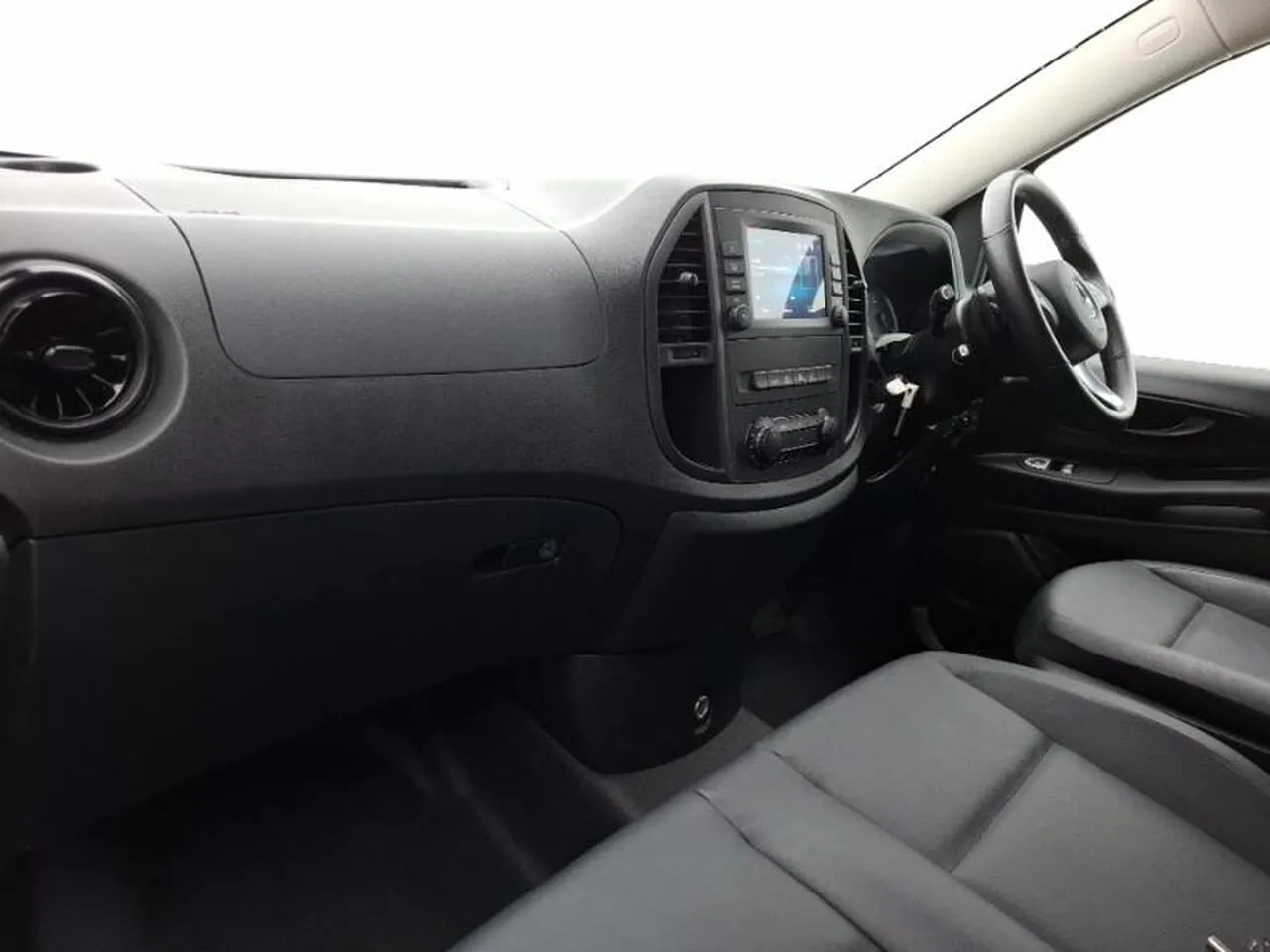 Mercedes-Benz Vito 2024 photo 5